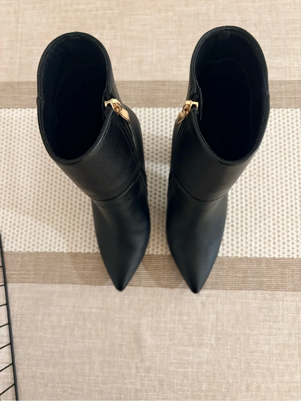 Lulus Dawson Black Pebble Pointed-toe Mid Calf Boots - Size 7